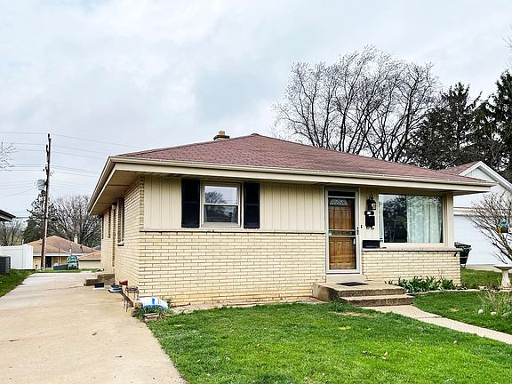 2nd image of 4109 N 92nd St