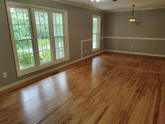 4th image of 148 Parsons Dr SE