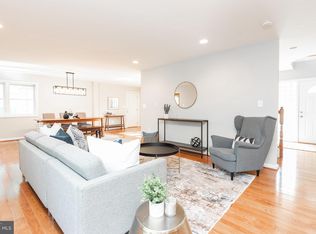 2208 Shiver Dr, Alexandria, VA 22307