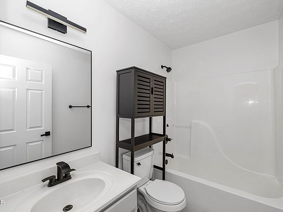 5th image of 2545 Sportsmans Way