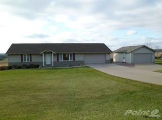 13104 Circle Ridge Rd, Sherrill, IA 52073