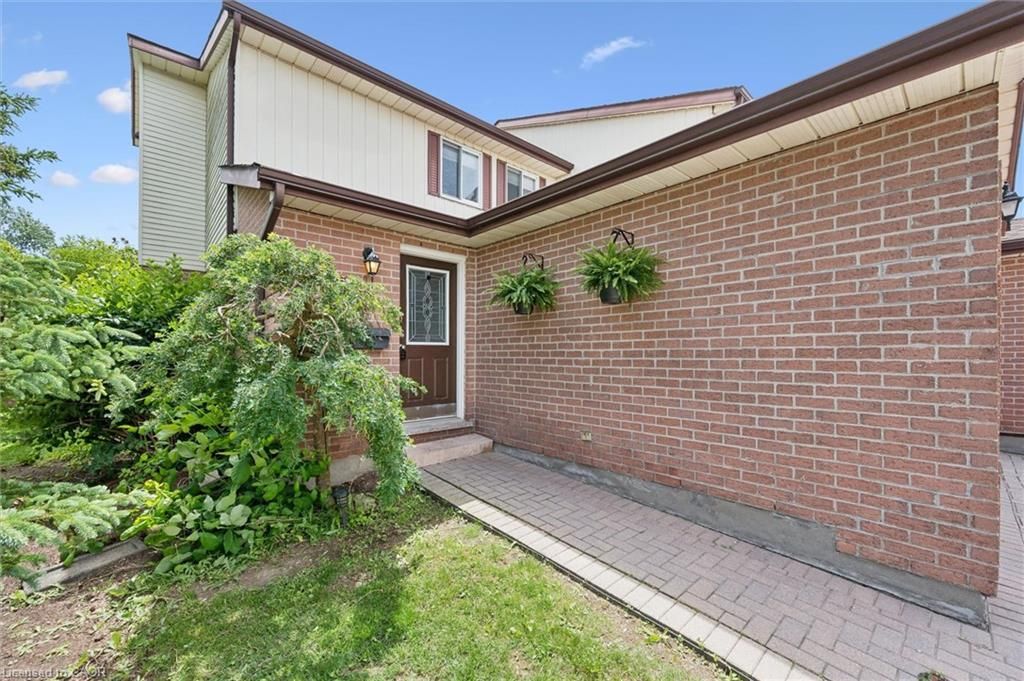 25 Valleyview Rd #1, Kitchener, ON - View 5