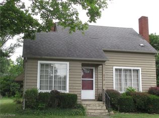 272 Shields Rd, Youngstown, OH 44512