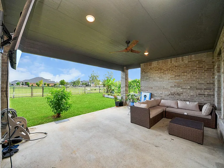 603 Beachman Shore Ln — Photo 27