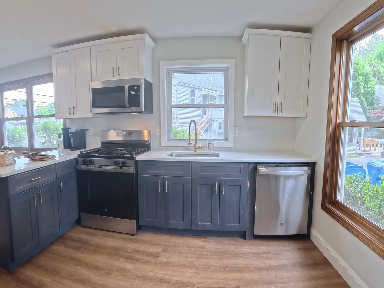 4 bed, 5000 sqft, $3,200 — Photo 4