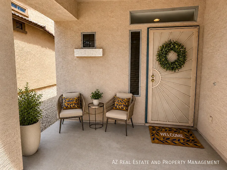 Spacious 3-Bedroom Glendale Home with Garage, Pool & Private Yard — Photo 3