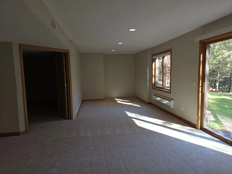22 Springbrook Bay — Photo 13