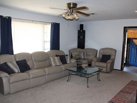 5th image of 117 W Quail Dr