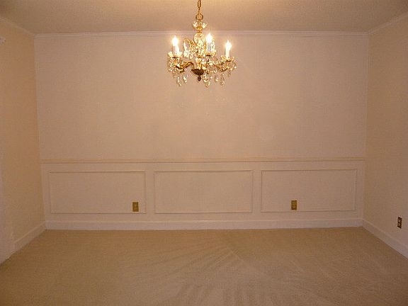 3rd image of 550 Wells Dr
