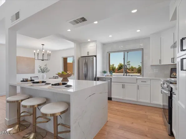 7000 N VIA CAMELLO DEL SUR -- #37, Scottsdale, AZ 85258