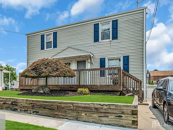 3rd image of 686 Colgate Ave