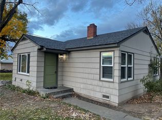 67 G St SE, Ephrata, WA 98823