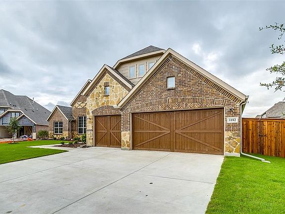 2nd image of 1182 Lucca Dr