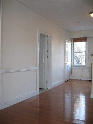 Rented by Tower Brokerage | media 11