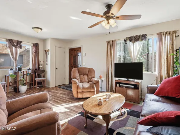 6682 E Calle Alegria, Tucson, AZ 85715