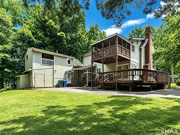 3rd image of 475 West Woods Road