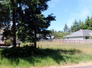 715 Wakina Loop SE, Ocean Shores, WA 98569