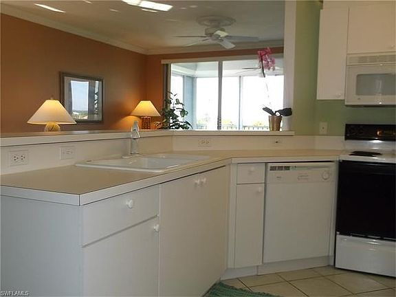 5th image of 22724 Island Pines Way APT 401
