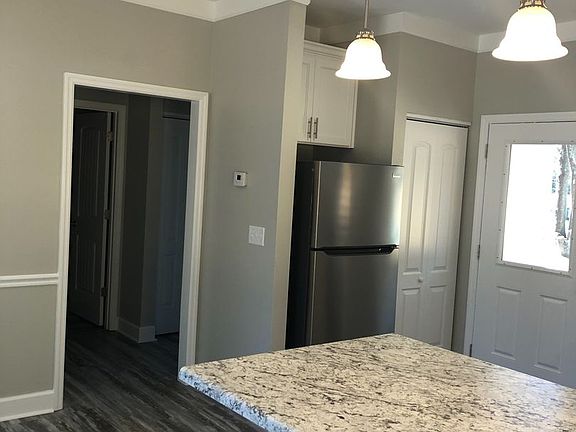 3rd image of 39 25th St SE #41