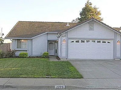 2273 Burgundy Way Photo 1