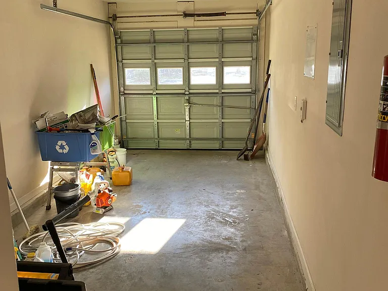 1188 Gano Ave #209 — Photo 9