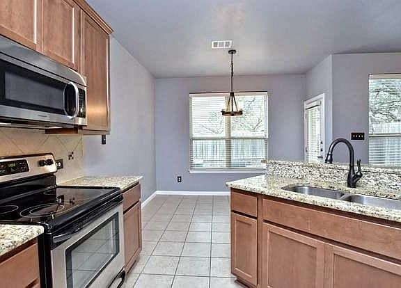 4th image of 2410 Great Oaks Dr APT 602