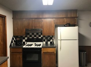 305 Crestview Dr, Elgin, OK 73538