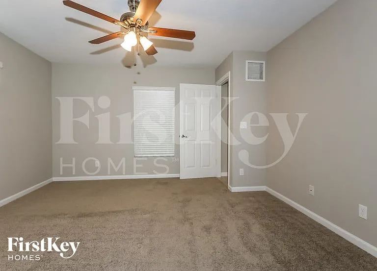 1426 SW Oriole Ln — Photo 8