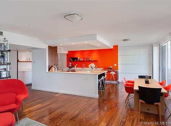 5th image of 9 Island Ave APT 1414