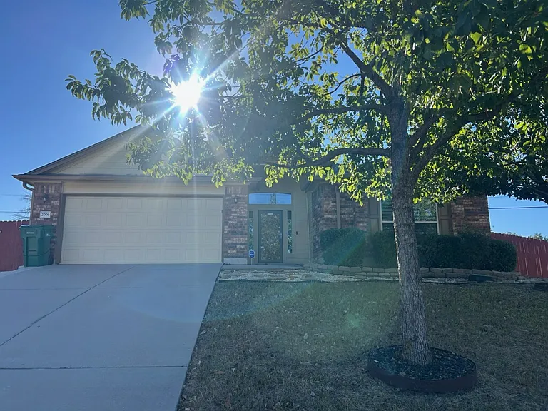 2006 Deer Field Way — Photo 1