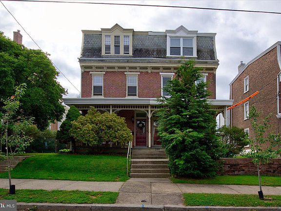 2nd image of 388 1st Ave