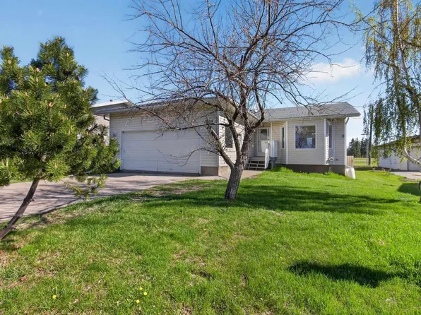 5204 55th Ave, Mundare, AB T0B 3H0