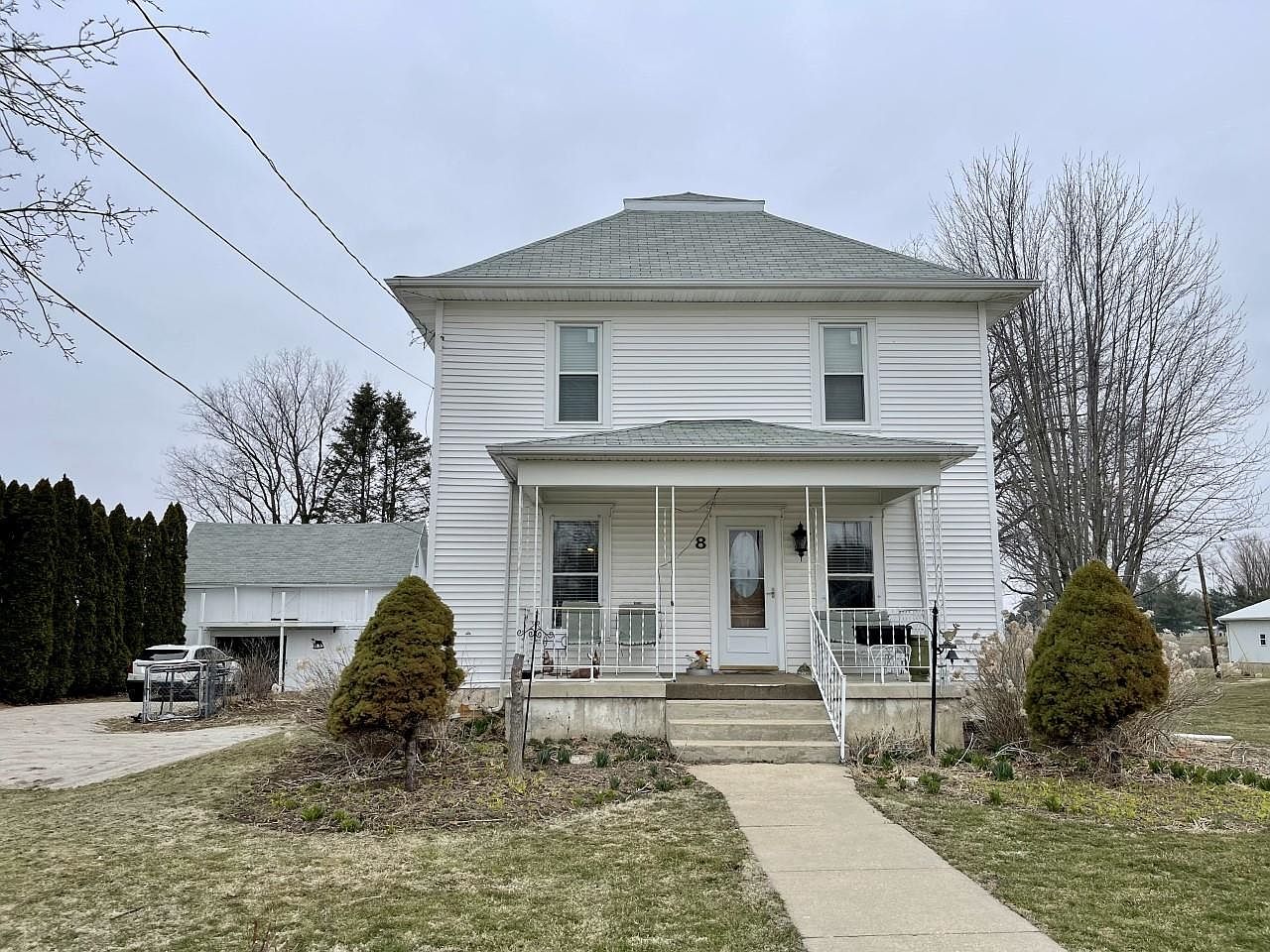 8 W 8th St, Milledgeville, IL 61051 Zillow
