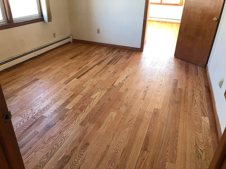 2048 E Main St — Photo 8