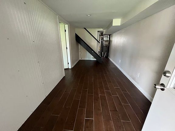 5th image of 127X1X Elnora Rd #1