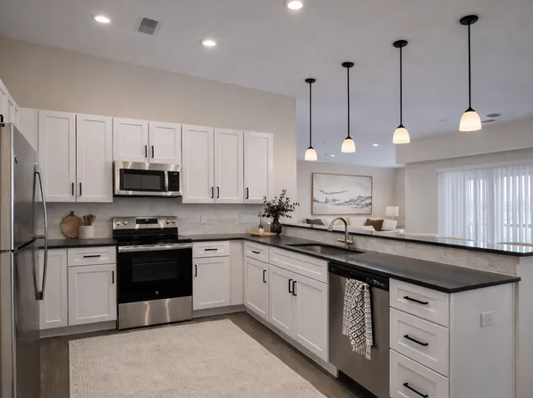 Reserve at Cranberry Springs, 15000 Metropolitan Way #2206, Cranberry Township, PA 16006