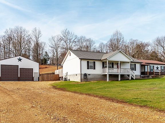 2nd image of 15 Raccoon Rd