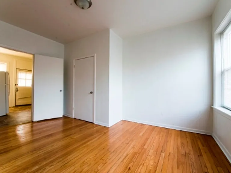 7751 S Loomis — Photo 15