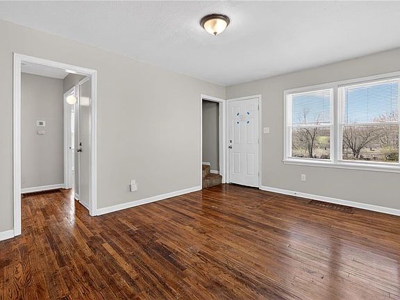 4th image of 7409 Walrond Ave