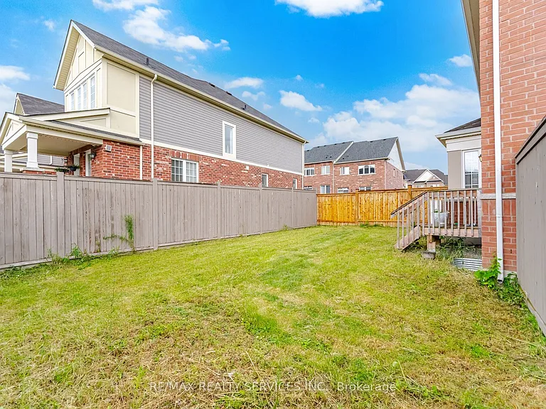 75 Benhurst Cres #UPPER — Photo 48