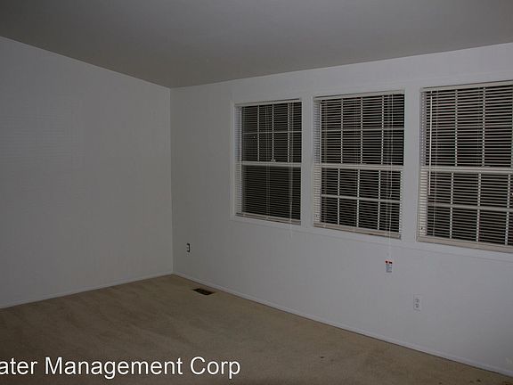 4th image of 1549 Brentwood Dr #544