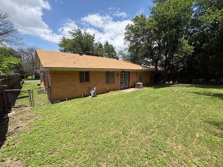 334 Linkwood Dr — Photo 21