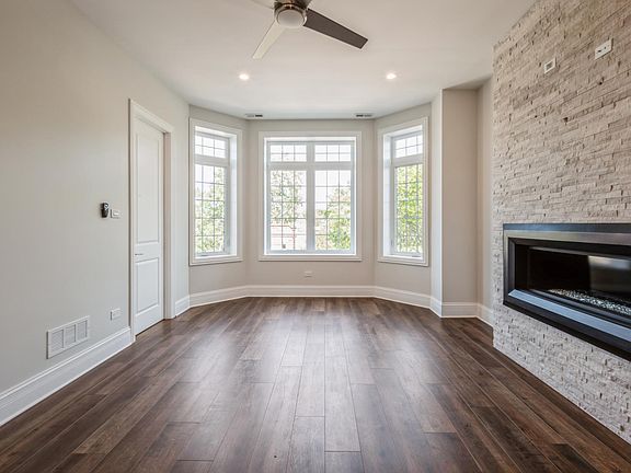2nd image of 4830 S Saint Lawrence Ave #2