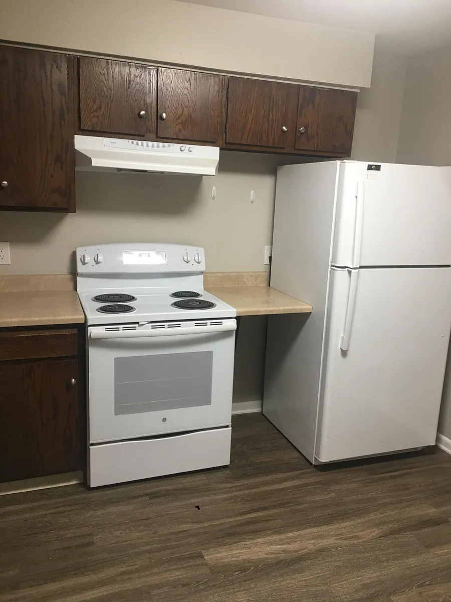 Building Photo - Delaware Apartments