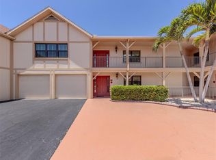 720 Apalachicola Rd APT 105, Venice, FL 34285