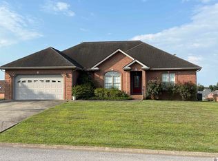 29 Cayuga Dr, Cadiz, KY 42211