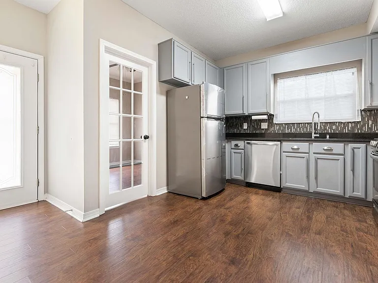 2033 Post Oak Ct — Photo 11