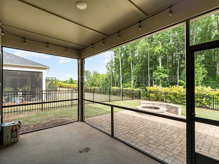 8528 Pennegrove Cir — Photo 21