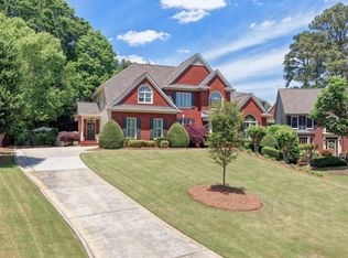 1345 Chattahoochee Run Dr, Suwanee, GA 30024