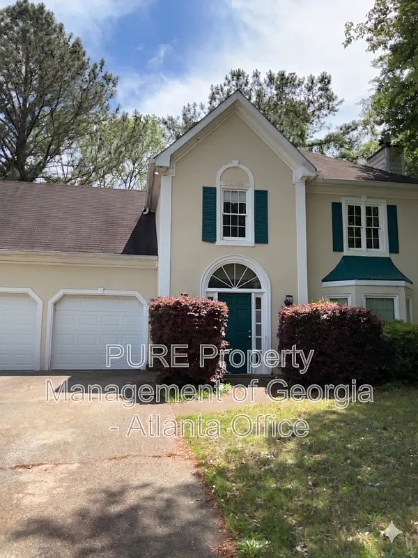 4 bed, 2.5 bath, 1880 sqft, $2,250 — Photo 2